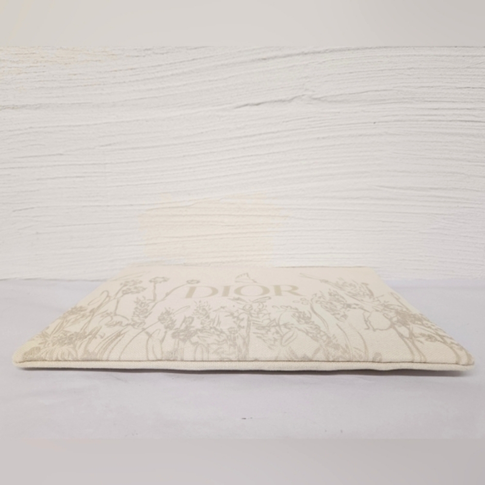 Christian Dior Trousse Zippered Pouch in Floral and Cream Canvas with Box NWT - Picture 4 of 9